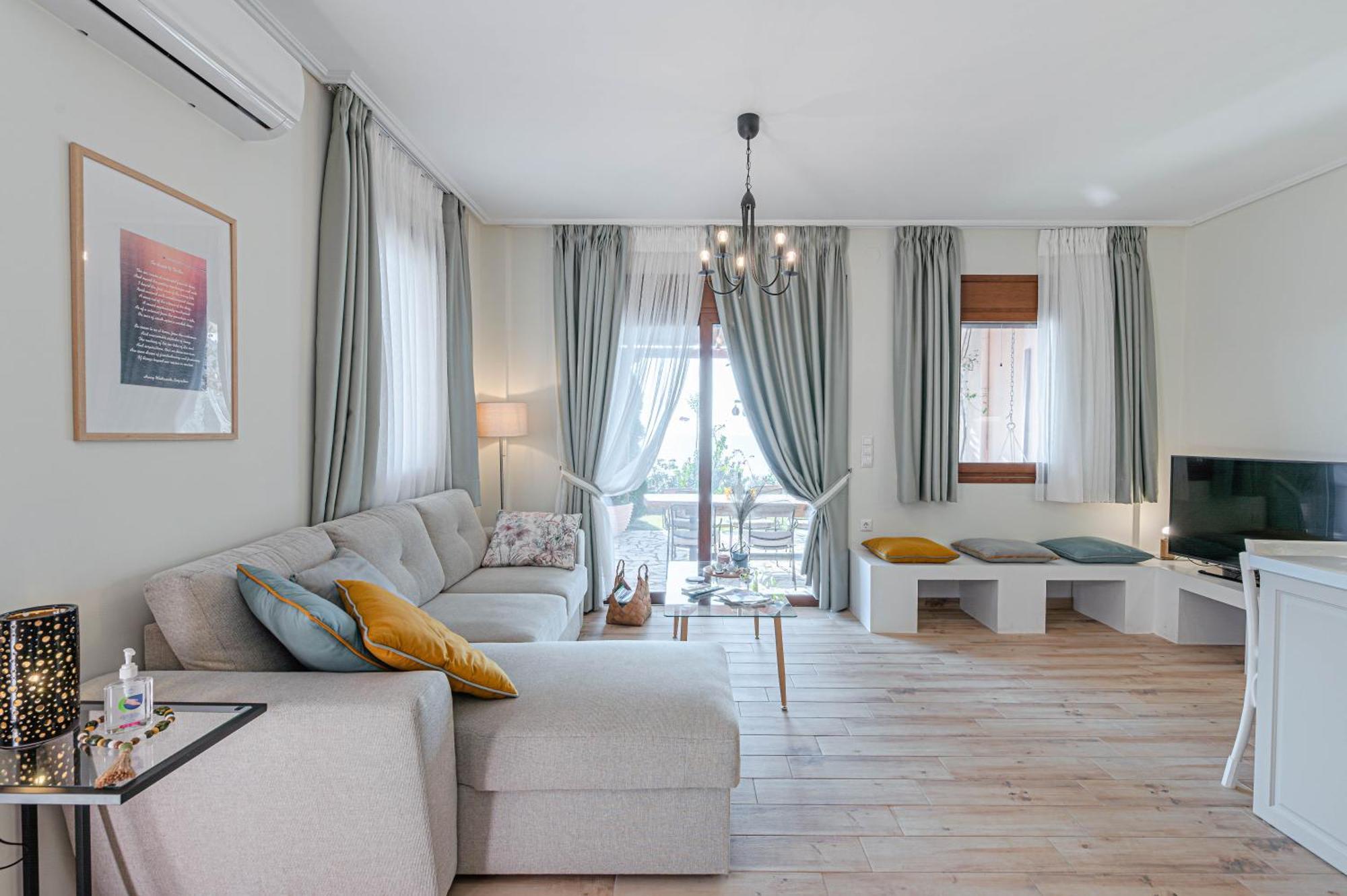 Paralio Astros Beachfront Suites ซิโรปิกาโด ภายนอก รูปภาพ