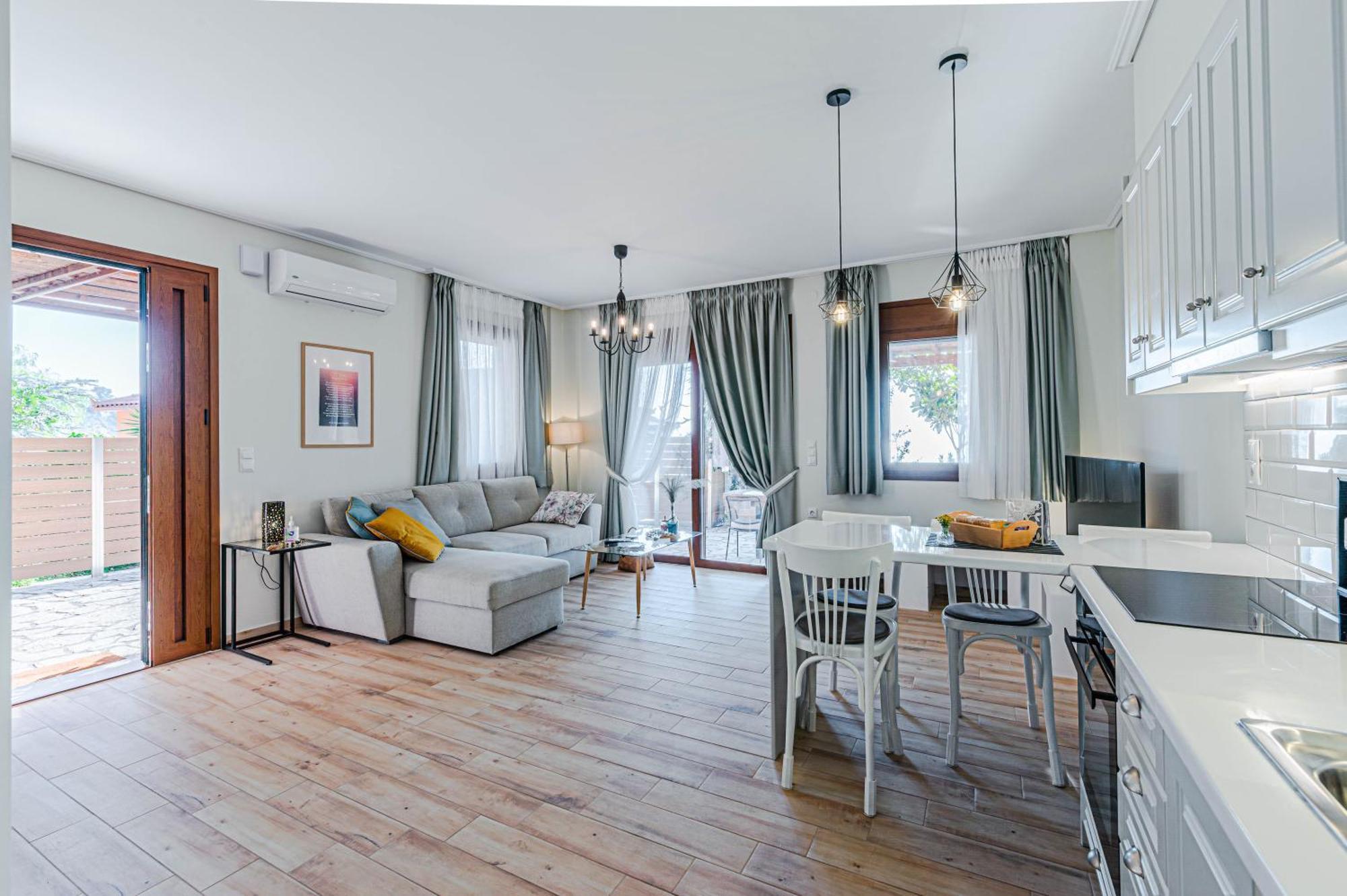 Paralio Astros Beachfront Suites ซิโรปิกาโด ภายนอก รูปภาพ